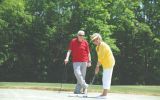 15_residents_playing_golf.jpg
