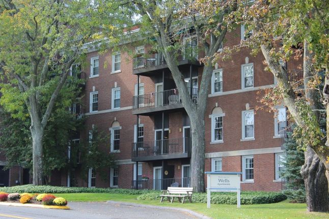 Wells_Apts.jpg